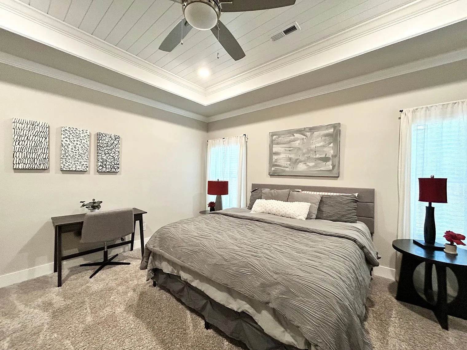 3 bed, 2.0 bath, $3,487 — Photo 1