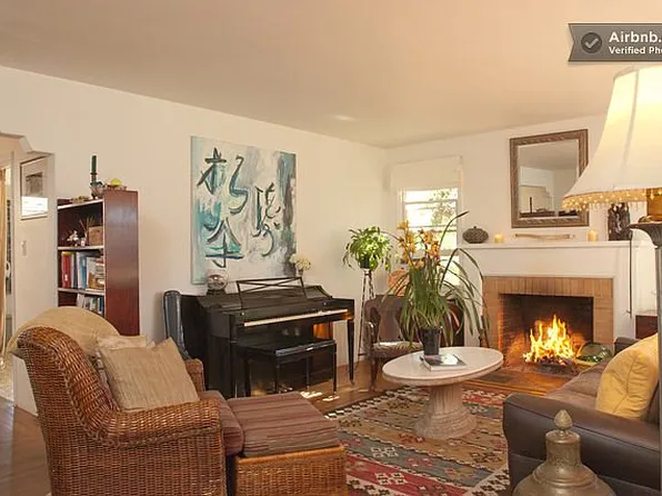 883 Middle Ave, Menlo Park, CA 94025