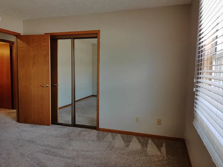 1902 Kristen Ct — Photo 14