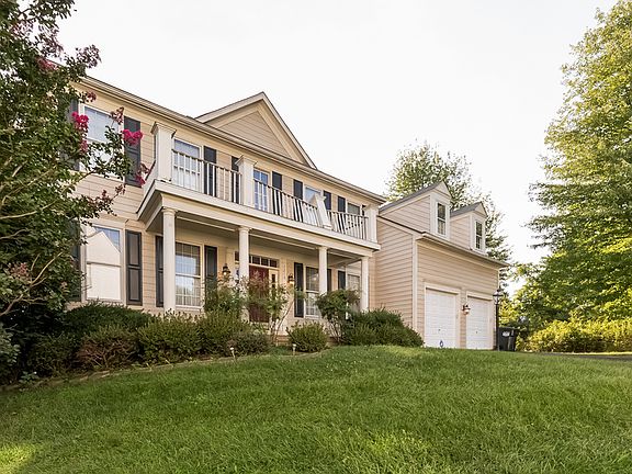 2nd image of 7213 Montview Ct