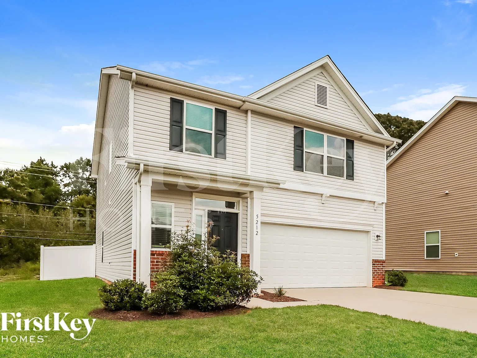 4 bed, 2.5 bath, 1841 sqft, $2,480 — Photo 3