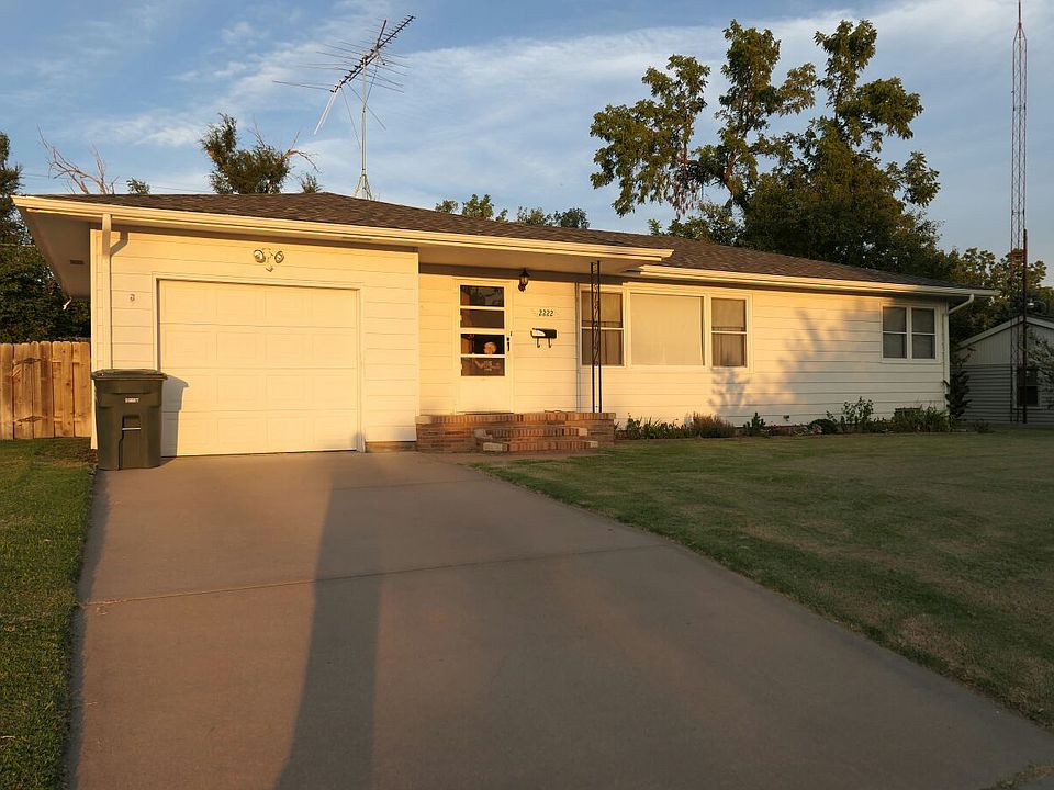 1st image of 2222 Thompson Ave