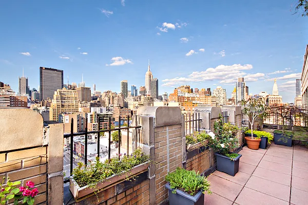 Sold by Patrick Quagliano, LREB | media 6