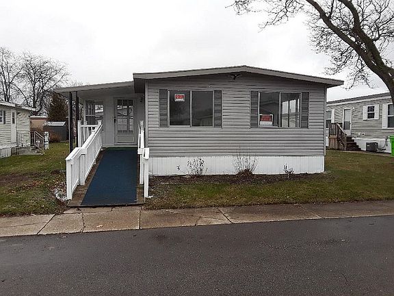 2nd image of 200 Spring Hill Dr