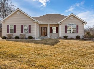 211 Fiddlecreek Ridge Rd, Wentzville, MO 63385