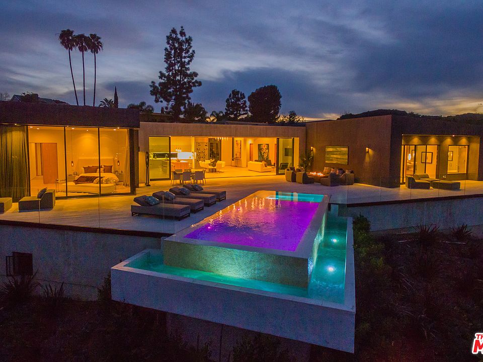 1st image of 3114 Elvido Dr