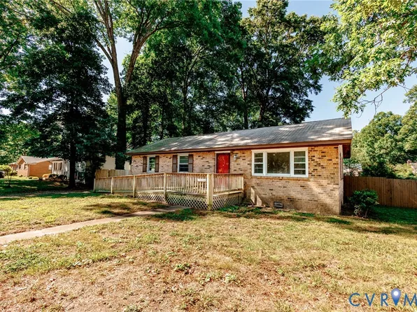 14532 Sir Peyton Dr, Chester, VA 23836