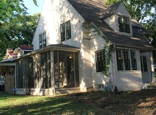 1816 SW Huntoon St, Topeka, KS 66604