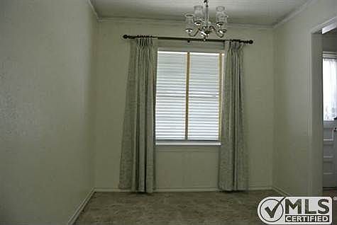 5th image of 2705 Materhorn Dr