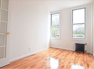 6113 55th St #1D, Maspeth, NY 11378