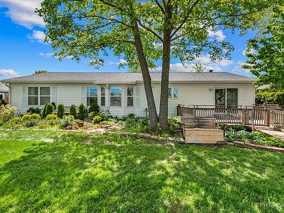 5th image of 14 Devonshire Ct