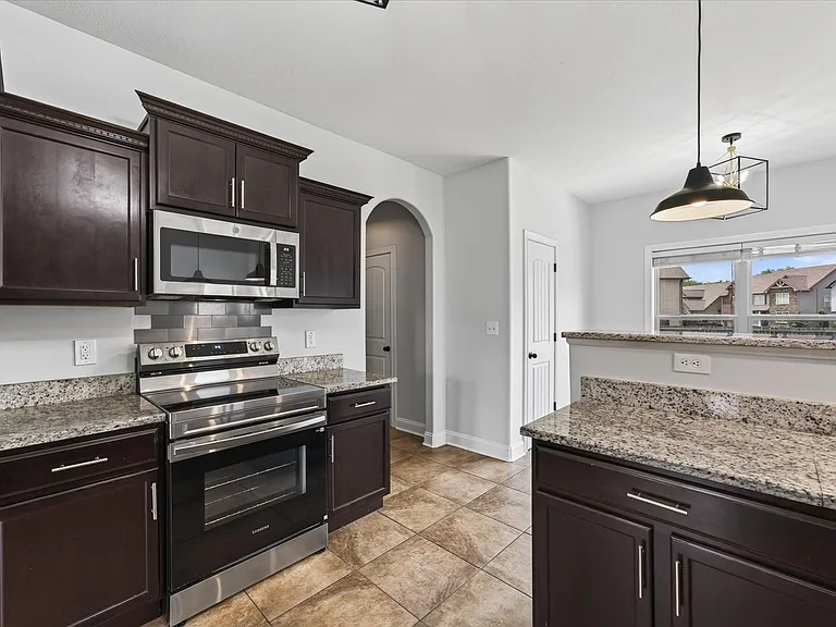 3710 Windhaven Ct — Photo 19