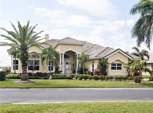 1540 SE Ballantrae Ct, Port Saint Lucie, FL 34952