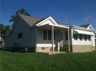 2983 Kamerin St, Randleman, NC 27317