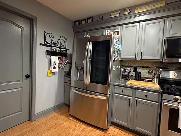 5th image of 124 Lincoln Ln