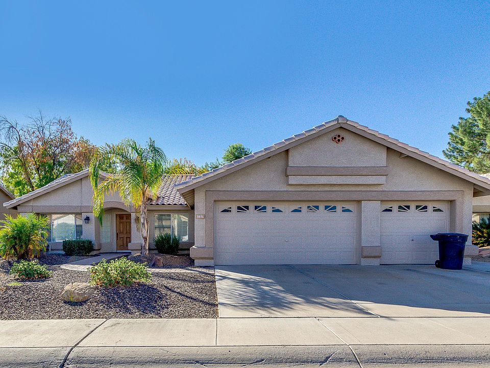 1st image of 8651 W Meadow Dr