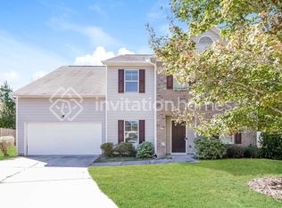 4261 Henry Ridge Ct, Loganville, GA 30052