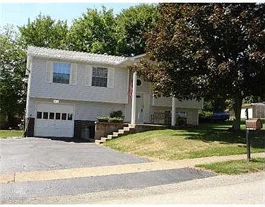103 Cranbrooke Dr photo 1