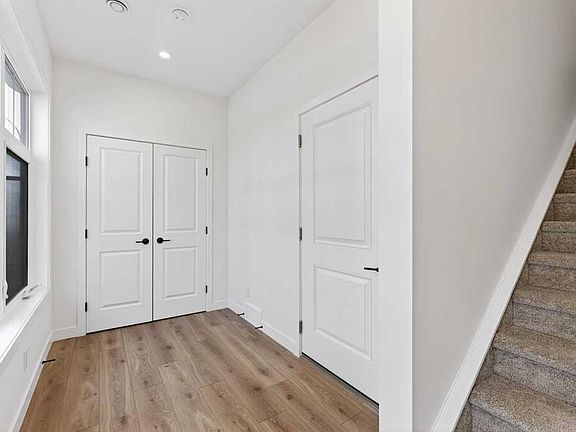 3rd image of 179 N Mahogany Gdns SE