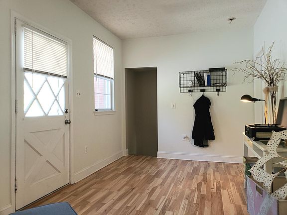 - Front door & Foyer- has enough space for a desk or sitting area - 2 bedrooms and bath are on the upper level (living room, kitchen & laundry downstairs)