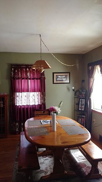 2nd image of 7 Greenview Ave