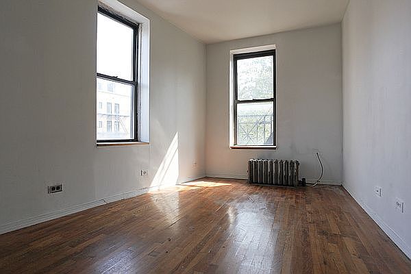 1st image of 213 6th Ave #16