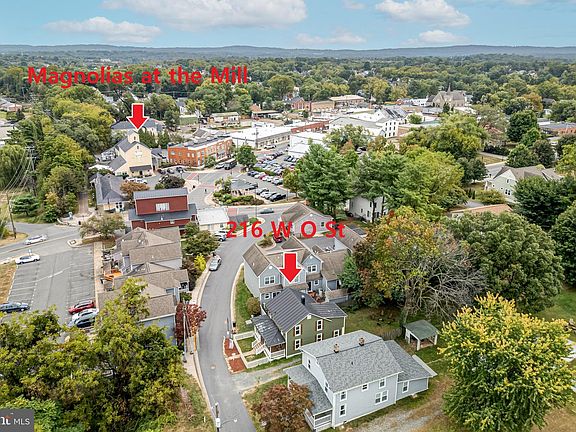 3rd image of 216 W O St
