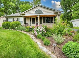 38440 Wade Rd, Romulus, MI 48174