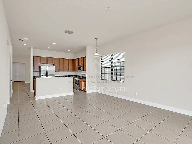 10466 Stapeley Dr — Photo 17