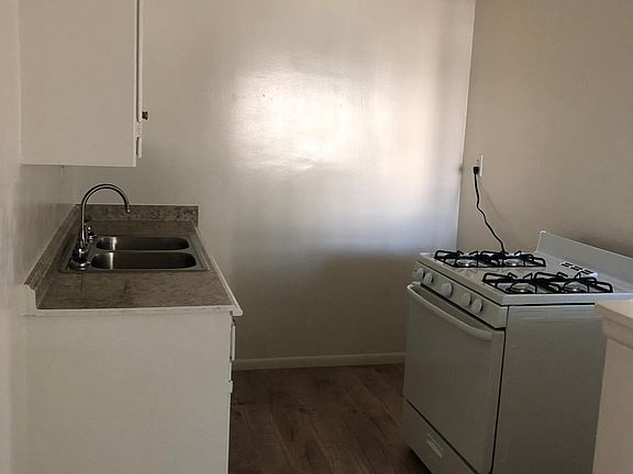 5th image of 12561 Shelley Dr APT 2