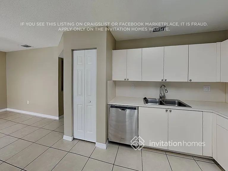 5927 163rd Ave — Photo 5