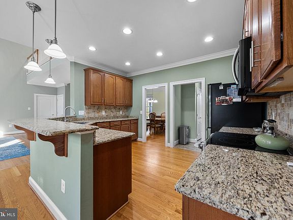 5th image of 11373 Rotherwood Dr