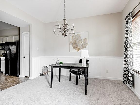 3rd image of 3610 Avocado Dr #3610