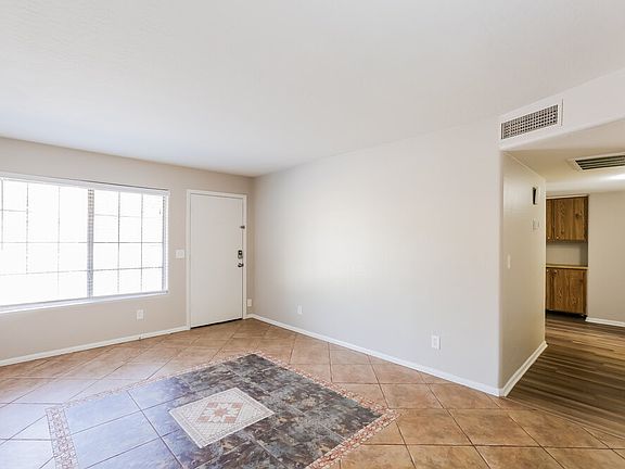 4th image of 7161 W Osborn Rd