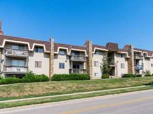 120 E 37th St APT 5, Kansas City, MO 64111
