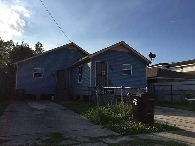 1st image of 1324 Deslonde St