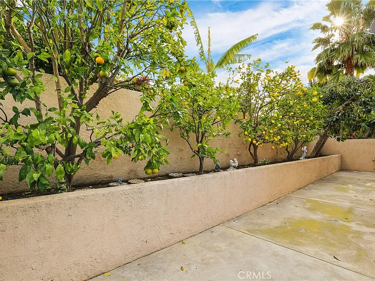 14602 Bel Aire St — Photo 29