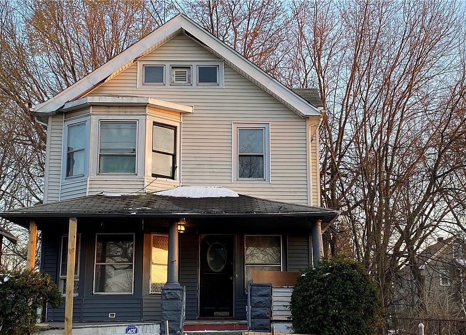 1st image of 9822 E Raymond Ave