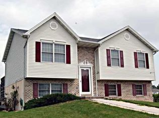 204 S Columbus Ave, Littlestown, PA 17340