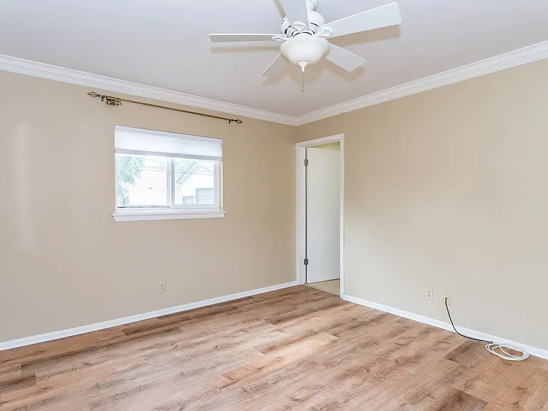 4146 Longvale Dr — Photo 25