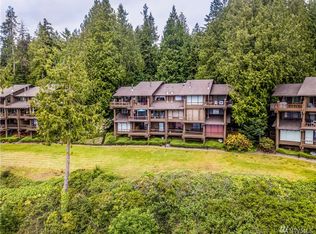 211 N Bay Ln UNIT 4, Port Ludlow, WA 98365