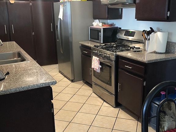 5th image of 843 Ventura Ave