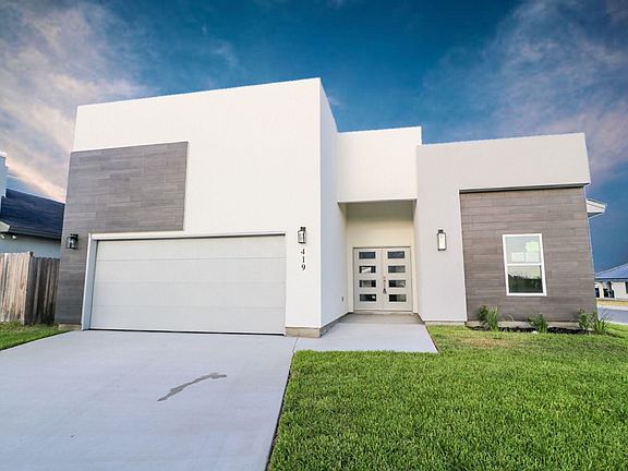 2nd image of 419 Graneros Ave
