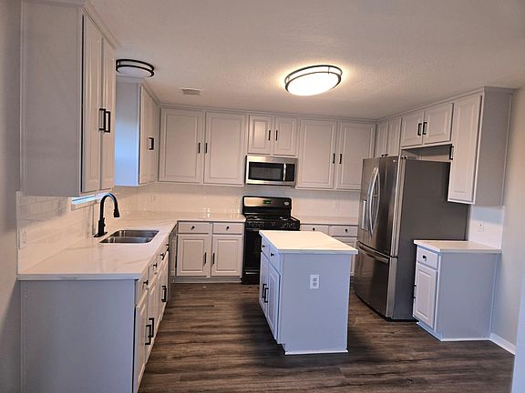 2nd image of 7019 Descartes Dr