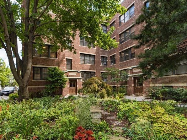 34 Ash St APT 204
