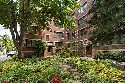 34 Ash St #204 Photo 1