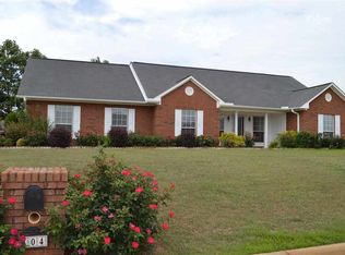 104 Fieldstone Dr, Enterprise, AL 36330