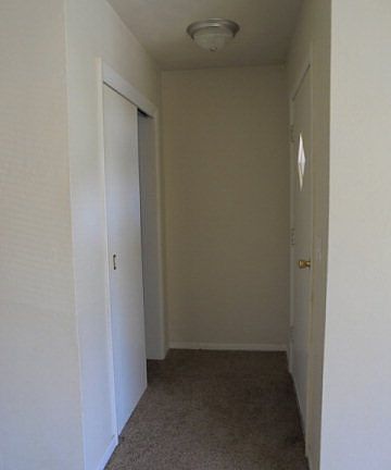 3rd image of 1305 Miller St