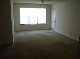 3488 Saint Bart Ln APT 104, Tampa, FL 33614