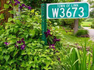 3673 W Oakrest Ave, Lake Geneva, WI 53147